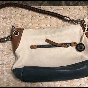 The SAK leather shoulder bag
